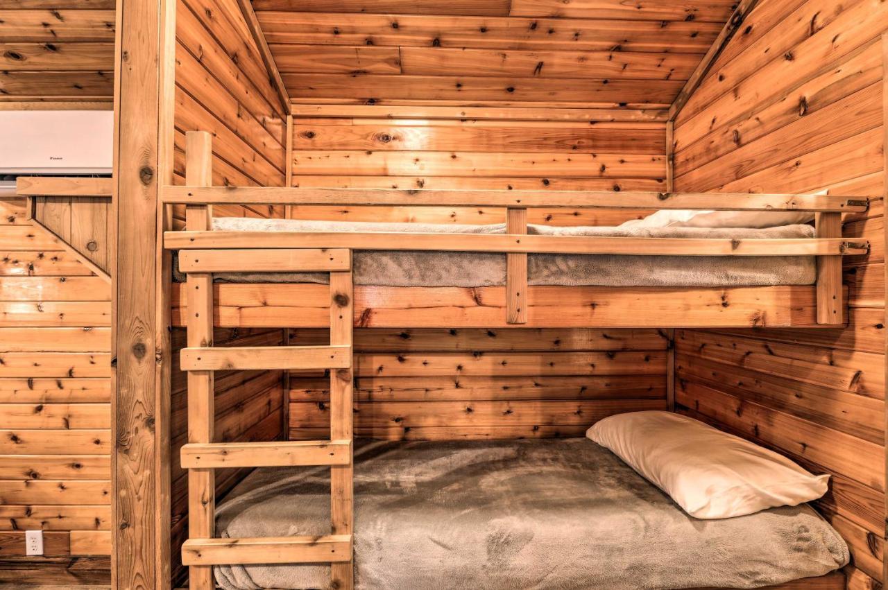 Charming New Bern Log Cabin - Pets Welcome! Ngoại thất bức ảnh